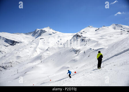 Station de ski de glacier de Hintertux, vallée de Tux, Tyrol, Autriche Banque D'Images