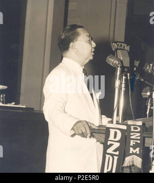 . Elpidio Quirino anglais : Le Président prononce son troisième état de la nation, le 22 janvier 1952. 22 janvier 1952. Palais Malacañang 18 Elpidio Quirino discours Banque D'Images