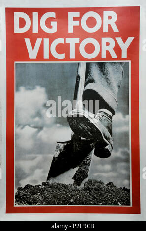Dig for Victory poster Banque D'Images