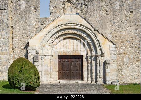 France, Yvelines, Montchauvet, village préféré des Français, l'église de Sainte Marie Madeleine Banque D'Images