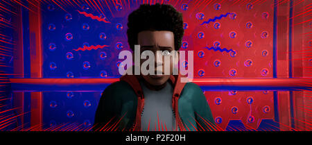 DATE DE SORTIE : Décembre 14, 2018 TITRE : Spider-Man : dans le studio : Spider-Verse Directeur Focus Features : Bob Persichetti, Peter Ramsey PLOT : Spider-Man traverse les dimensions parallèles et fait équipe avec l'Spider-Men de ces dimensions d'arrêter une menace pour toute la réalité. Avec : Shameik Moore comme Miles Morales/Spider-Man (voix). (Crédit Image : © Columbia Pictures/photos) Banque D'Images