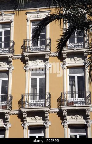 Espagne - région autonome de Valence - L'ALACANTÍ (district) - Alicante. Alicante (capitale) ; edificio modernista en El Paseo de la Explanada. Banque D'Images