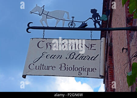 Sign en dehors de vigneron dans le quartier de champagne, blade 2 Jean Bliard, bilogic Hautvilliers, agriculture, Marne, Champagne-Ardennes, France Banque D'Images