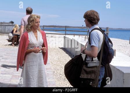 Titre original : LA PORTE DE L'étage. Titre en anglais : LA PORTE DE L'étage. Réalisateur : TOD WILLIAMS. Année : 2004. Stars : Kim Basinger, JON FOSTER. Credit : FOCUS / Album Banque D'Images