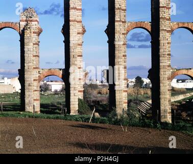 Romano Acueducto de los Milagros, Mérida, Badajoz. (Detalle de los Arcos). Banque D'Images