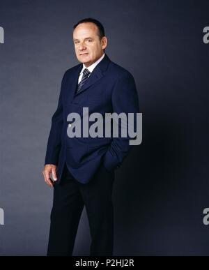 Titre original : CSI : Crime Scene Investigation-TV. Titre en anglais : CSI : Crime Scene Investigation. Année : 2000. Stars : Paul Guilfoyle. Credit : CBS Television / Album Banque D'Images