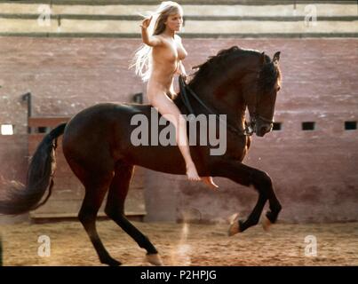 Titre original : BOLERO. Titre en anglais : BOLERO. Film Réalisateur : JOHN DEREK. Année : 1984. Stars : Bo Derek. Credit : CANNON FILMS / Album Banque D'Images