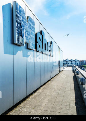 M Shed Museum et galerie de toit affichage sur Bristol - Bristol UK port flottant Banque D'Images