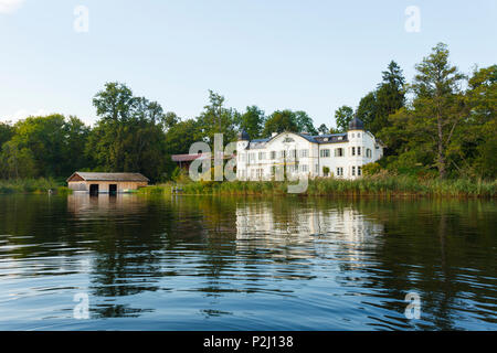 Manor House sur l'île de Woerth, Staffelsee, près de Murnau, Blue Land, district Garmisch-Partenkirchen, avant-pays alpin bavarois, l'UPP Banque D'Images