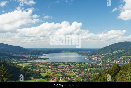 Rottach-Egern Tegernsee et vu de Wallberg Tegernseer Berge, Mangfall, montagnes, Alpes bavaroises, Upper Bavaria, Bavaria, Germany Banque D'Images