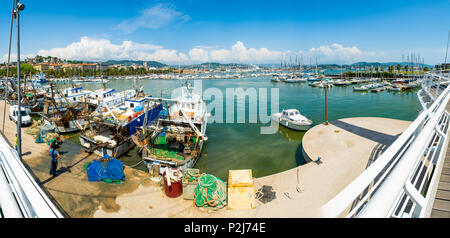 La Spezia, Italie - 28 avril : Port de La Spezia, le 28 avril 2018 à La Spezia, Italie Banque D'Images