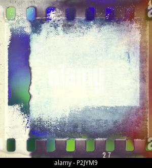 La bande de film retro images dans des tons bleu et vert avec copie espace. Banque D'Images