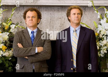 Titre original : STEP BROTHERS. Titre en anglais : STEP BROTHERS. Film Réalisateur : ADAM MCKAY. Année : 2008. Stars : John C. Reilly et Will Ferrell. Credit : APATOW PRODUCTIONS / LAMANA, GEMMA / Album Banque D'Images