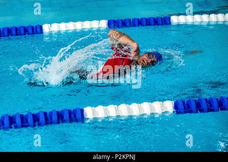 L'ancien Royal Marine Commando Joe Townsend qui a remporté l'or du Commonwealth au para-triathlon. Banque D'Images