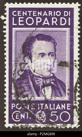 . Cachet du Royaume d'Italie ; 1937 ; timbre commémoratif de la question italienne célèbre 'Personnes' ; portrait encadré de Giacomo Leopardi, oblitérée Timbre : Michel : n° 595 Yvert & Tellier : no 410 ; Scott : n° 391 couleur : violet à violet Filigrane : italie n° 1 (couronne) Valeur nominale : 50 100. (Centesimi) Validité : envoi du 25 octobre 1937 jusqu'au 30 septembre 1938 Stamp taille image (zone imprimée sans noms ci-dessous) ; ligne : 20,5 x 37,0 mm . 25 octobre 1937 (premier numéro le jour de timbre). Poste del Regno d'Italia (poster du gouvernement de l'Italie) 42 ITA 1937 MiNr0595 pm B002 Banque D'Images