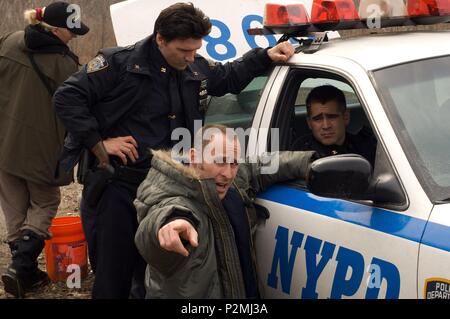 Titre original : l'ORGUEIL ET LA GLOIRE. Titre en anglais : l'ORGUEIL ET LA GLOIRE. Film Réalisateur : Gavin O'Connor. Année : 2008. Stars : Colin Farrell, Gavin O'Connor. Credit : New Line Cinema / WILSON, GLEN / Album Banque D'Images