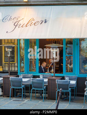 Au soir chez Julien dans les Marais, Paris, France Banque D'Images