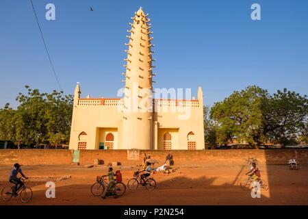 Le Burkina Faso, Boulkiemdé Koudougou, province, la grande mosquée Banque D'Images