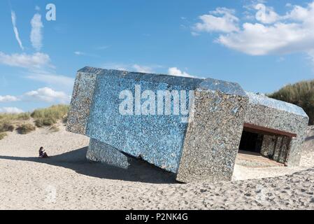 France, Nord, blockhaus Leffrinckoucke, miroir, travail de l'artiste anonyme Banque D'Images