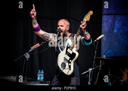 Le groupe de heavy metal américain La Baronne en live sur la scène du Festival Rock Firenze 2018, ouverture pour Guns and Roses. (Photo par Alessandro Bosio / Pacific Press) Banque D'Images