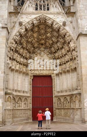 La France, l'Yonne, Auxerre, le portail central de la Cathédrale Saint Stephen Banque D'Images