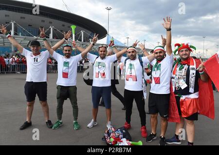 Jun 15th, 2018. Saint-pétersbourg, Russie. Les fans de football iranien. Shoja Lak/Alamy Live News Banque D'Images