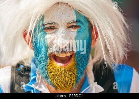 Moscou, Russie. 20Th Oct, 2018. L'Argentine- Islande, Soccer, Moscou, le 16 juin 2018 Fans mit costumes et peintures colorées ARGENTINE - Coupe du Monde FIFA 2018 ISLANDE RUSSIE, la saison 2018/2019, le 16 juin 2018 S p a r t a k Stadium de Moscou, Russie. © Peter Schatz / Alamy Live News Banque D'Images