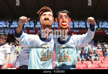 Moscou, Russie. 16 Juin, 2018. firo : 16.06.2018, Moscou, football, soccer, l'équipe nationale, la Coupe du Monde 2018 en Russie, la Russie, la Coupe du Monde 2018 en Russie, la Russie, la Coupe du Monde 2018, la Russie La Russie, M07, l'Argentine - Islande, 1 : 1, les fans de l'Argentine, MESSI | utilisée dans le monde entier : dpa Crédit/Alamy Live News Banque D'Images