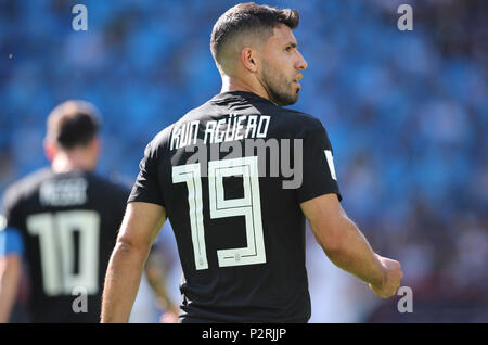 16.06.2018. Moscou, Fédération de : Sergio Aguero soccer le gol et célèbre pendant le match de la Coupe du Monde de la Fifa, Russie 2018, Groupe D, match de football entre l'Argentine v Islande en stade Spartak de Moscou. Crédit : marco iacobucci/Alamy Live News Banque D'Images