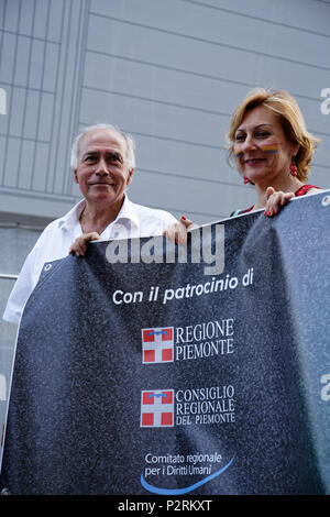 Turin, Italie. 16th juin 2018. Les autorités manifestent pour les droits LGBT. Credit: MLBARIONA/Alamy Live News Banque D'Images