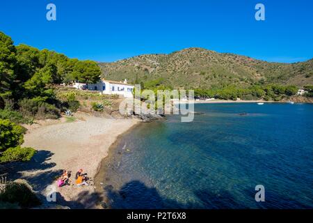 L'Espagne, la Catalogne, la randonnée de Roses à Cadaqués sur le GR 92 et de l'Europe chemin longue distance E 12, Cala Montjoi Banque D'Images