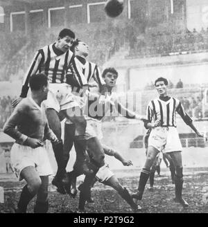 . Turin, 'Benito Mussolini' Stade Municipal, 31 janvier 1937. Juventus - A.C. Napoli 2-0, 18e manche du Championnat d'Italie 1936-37 Serie A. 31 janvier 1937. Inconnu 82 Serie A 1936-1937 - Juventus v Napoli - Borel I &AMP ; II, Tricoli, Fenoglio, Varglien II Banque D'Images