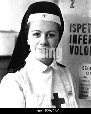 . Italiano : Emanuela Setti Carraro, dans divisa da Infermiera Volontaria della Croce Rossa Italiana. Antecedente al 1982. Inconnu 25 Emanuela Setti Carraro Banque D'Images