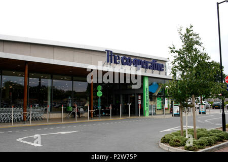 La coopérative supermarché dans l'eau douce île de Wight uk juin 2018 Banque D'Images