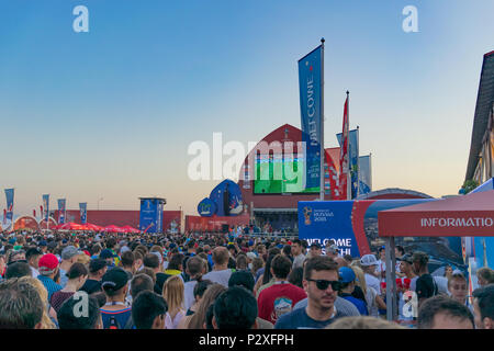 Sotchi, Russia-June 14, 2018 : Fanzone lors de l'ouverture de la Coupe du monde de 2018 à Sotchi. Banque D'Images