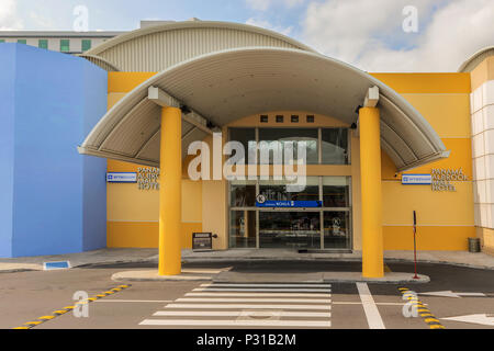 La ville de Panama, Panama - 15 mai 2016 : l'une des portes d'entrée d'Albrook Mall à Panama City. Banque D'Images