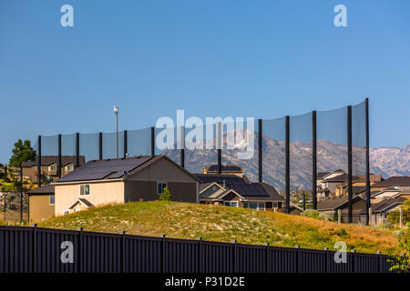 Maisons situées à proximité de Eagle Mountain golf course Banque D'Images