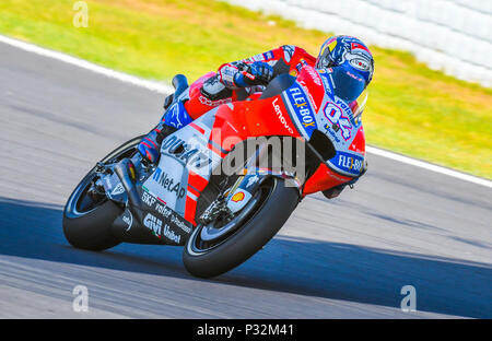 Catalunya, Espagne, 17 juin 2018. ANDREA DOVIZIOSO (04) de l'Italie pendant le MotoGP Warm Up de la course du Grand Prix de Catalogne, au circuit de course de Barcelone Montmelo, près de Barcelone le 18 juin 2018 (Photo : Alvaro Sanchez) Banque D'Images