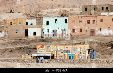 Village près de tombes de nobles 2 Banque D'Images
