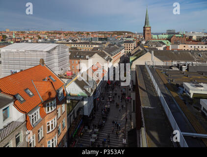 Panorama sur stormagasinet Sallings fra ensemble d'Aarhus. udsigtsterrasse D'Aarhus panorama vu de la Salling. N 56,1443044, 10,206672 Banque D'Images