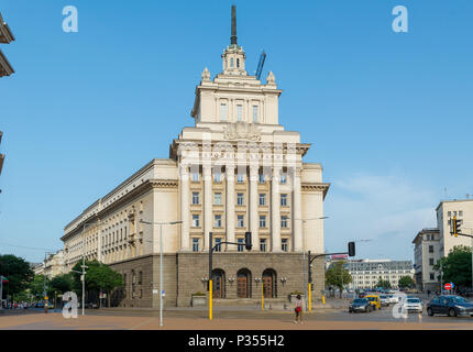SOFIA, BULGARIE - juin 7, 2018 : Le largo est un ensemble architectural de trois édifices classicisme socialiste dans le centre de Sofia, la capitale de Bulgari Banque D'Images