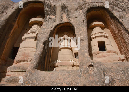 Les mati Si Temples dans les Falaise, Zhangye, Gansu, Chine Banque D'Images