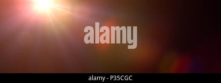 Golden effet lens flare Textures superposition dans les tons orange et rouge avec en face d'un flou d'arrière-plan noir banner Banque D'Images