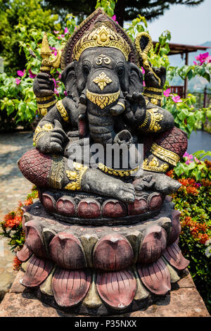 Statue de Ganesha au Wat Phra That Doi Wao, Chiang Rai, Thaïlande Banque D'Images