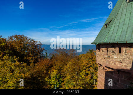 Haut - koenigsbourg - vieux château dans la belle région d'Alsace, France près de la ville Strasbourg Banque D'Images