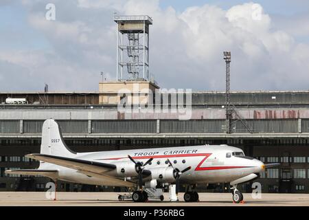 Berlin, Allemagne - le 9 septembre 2014 : Berlin Tempelhof Airport en Allemagne et situé dans le centre-sud de Berlin Banque D'Images