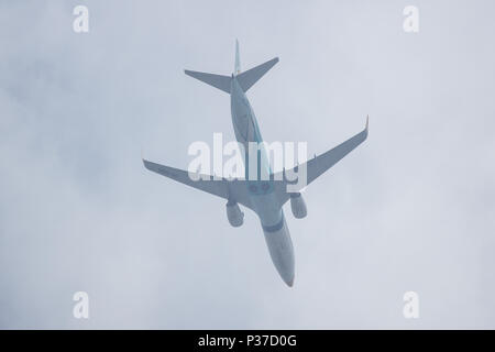 CHIANG MAI, THAÏLANDE - 17 juin 2018 : HS-DBO Boeing 737-800 de NokAir . Décoller de l'aéroport de Chiang Mai à Bangkok. Banque D'Images