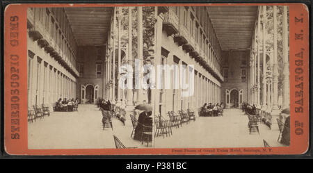 . Piazza avant de Grand Union Hotel, Saratoga, N.Y. TITRE ALTERNATIF : Gems stéréoscopique de Saratoga, New York Publié : ca. 1870. Référence : [1865 ?-1880 ?]. Mentions légales Source : [1865 ?-1880 ?]. Article publié le 12-1-2005 numérique ; mis à jour le 2-11-2009. 115/Piazza de Grand Union Hotel, Saratoga, N.Y, à partir de Robert N. Dennis collection de vues stéréoscopiques Banque D'Images