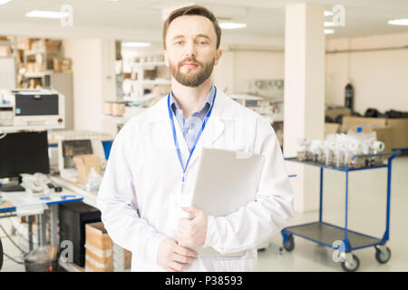 Portrait of handsome Middle-Aged Engineer Banque D'Images