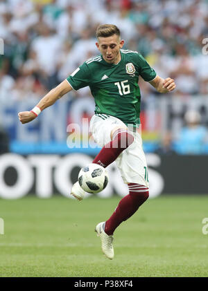 Moscou, Russie. 17 Juin, 2018. Hector Herrera du Mexique fait concurrence au cours d'un match du groupe F entre l'Allemagne et le Mexique à la Coupe du Monde de 2018 à Moscou, Russie, le 17 juin 2018. Credit : Xu Zijian/Xinhua/Alamy Live News Banque D'Images